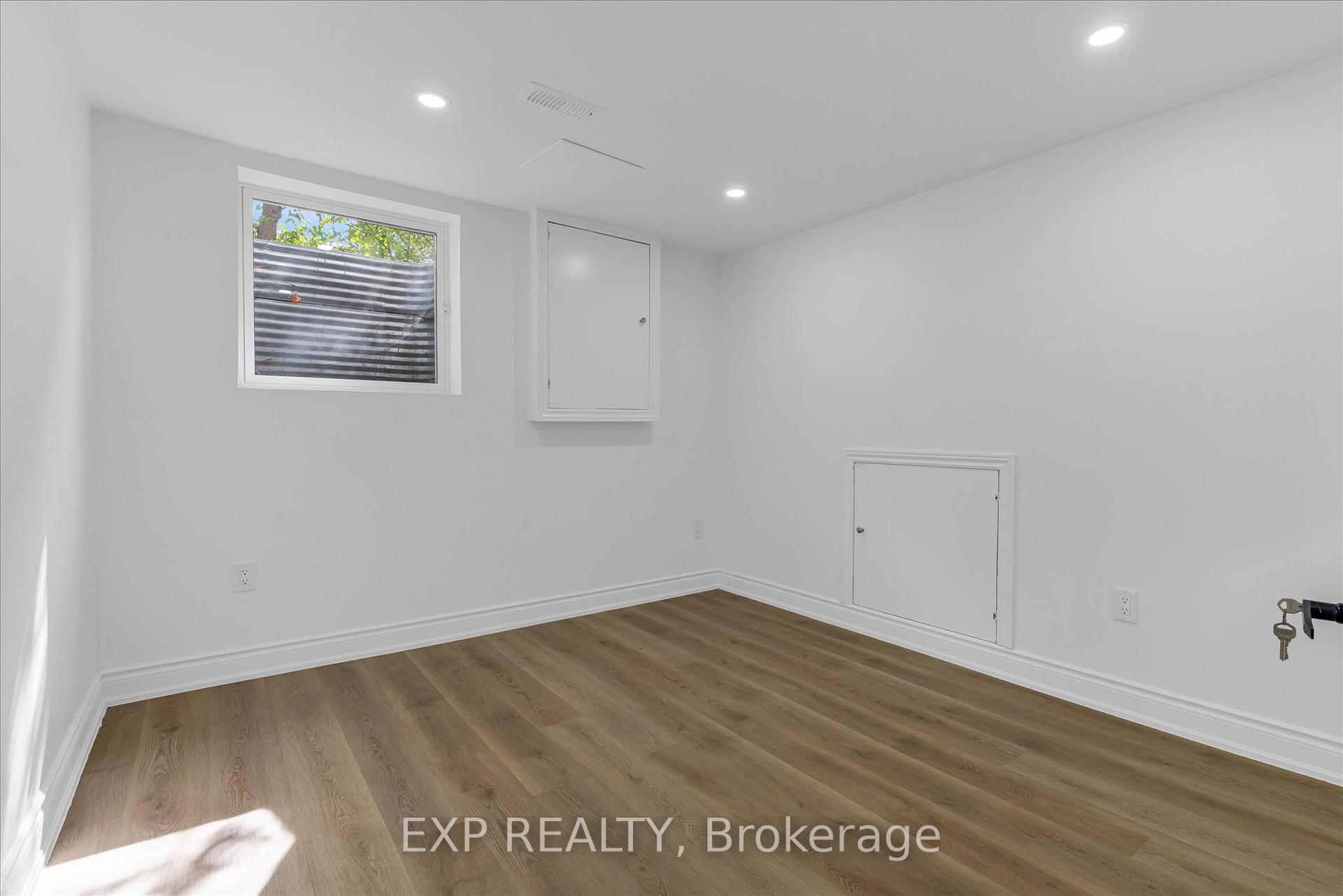 Photo 33 of 89 Moxley Drive, Hamilton, Lisgar — HOMEH