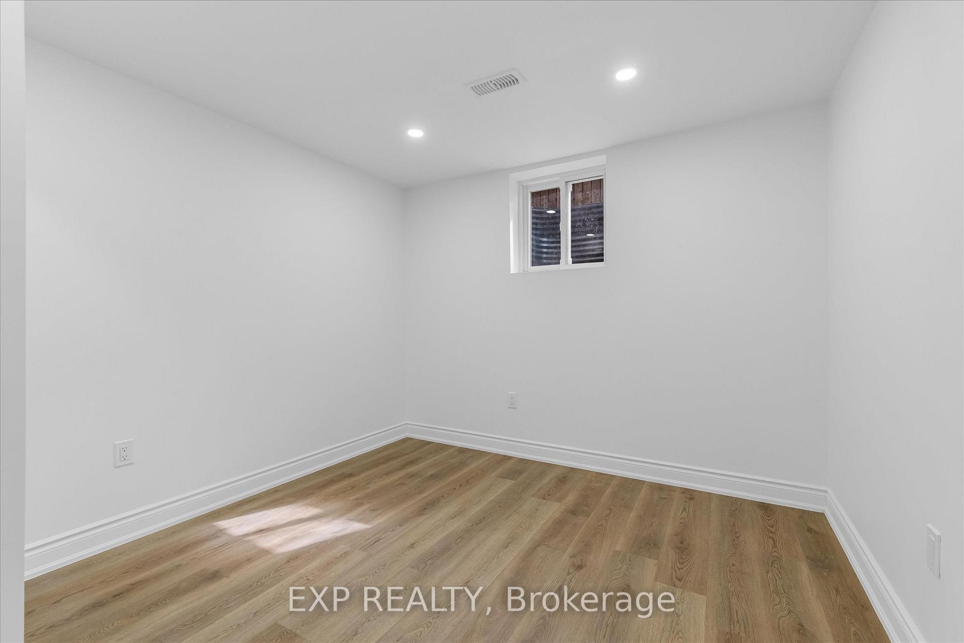 Photo 28 of 89 Moxley Drive, Hamilton, Lisgar — HOMEH