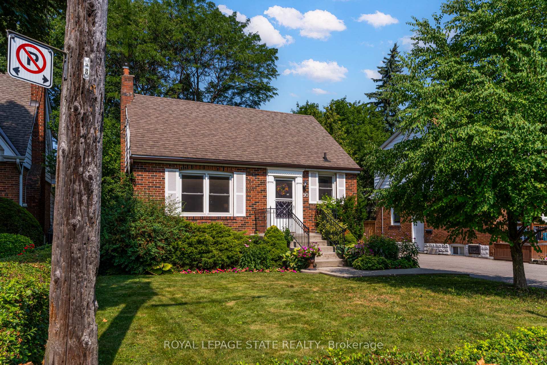 Photo 4 of 90 Arcade Crescent, Hamilton, Southam — HOMEH