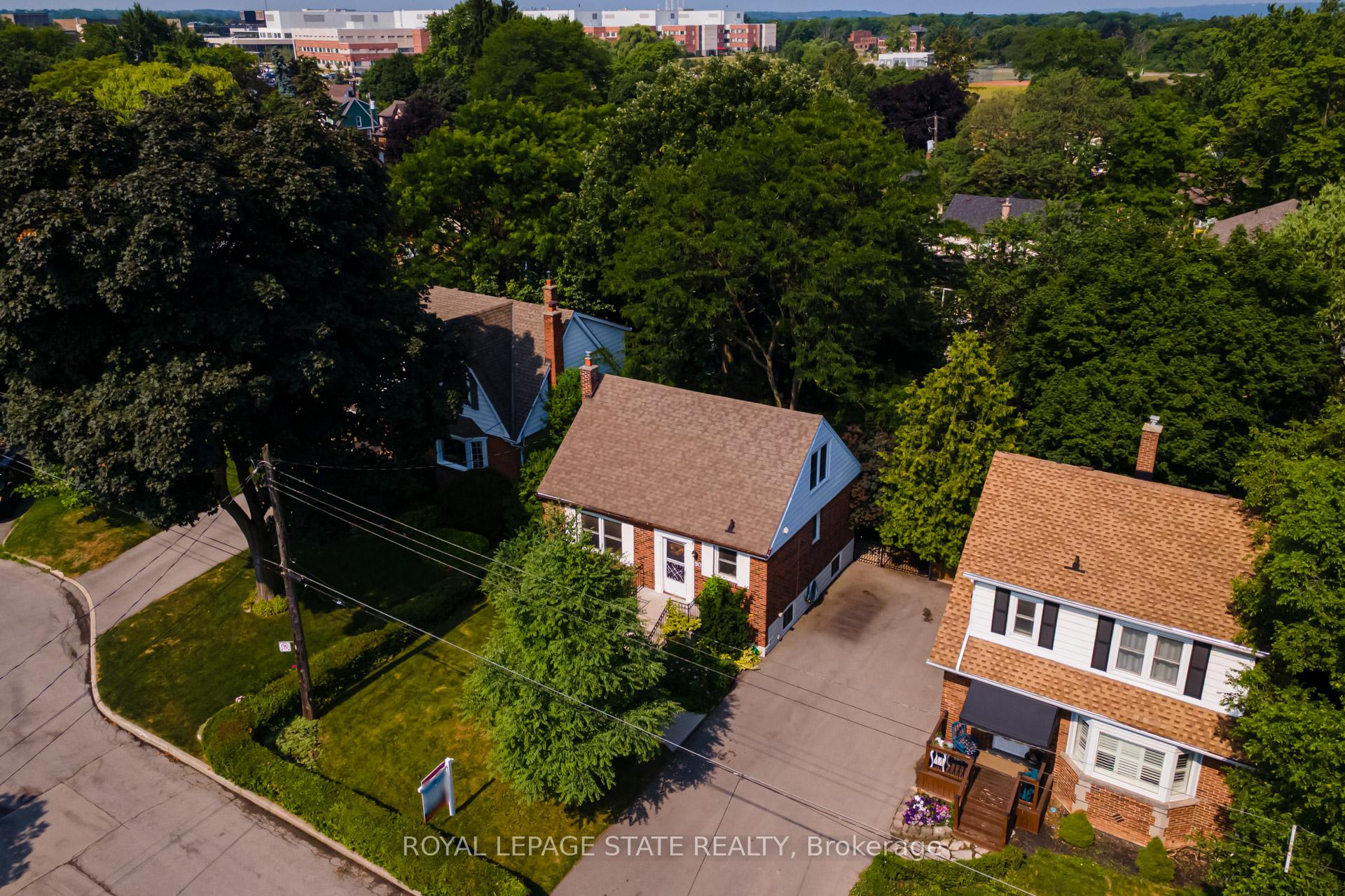 Photo 5 of 90 Arcade Crescent, Hamilton, Southam — HOMEH