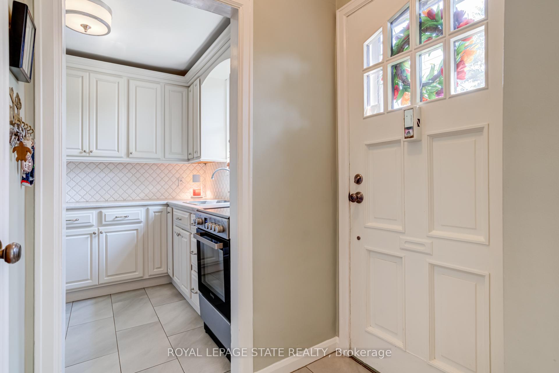 Photo 6 of 90 Arcade Crescent, Hamilton, Southam — HOMEH