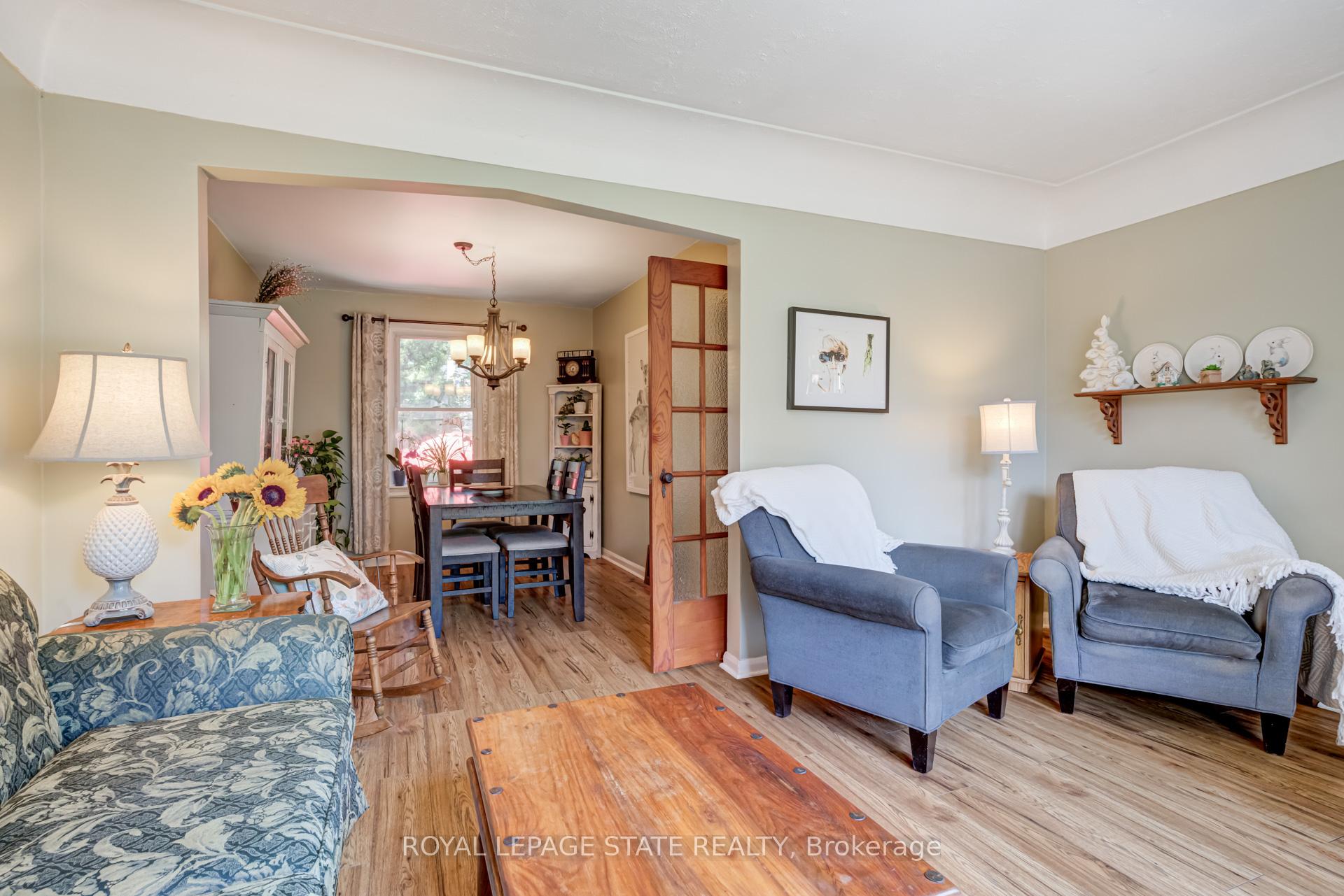 Photo 8 of 90 Arcade Crescent, Hamilton, Southam — HOMEH