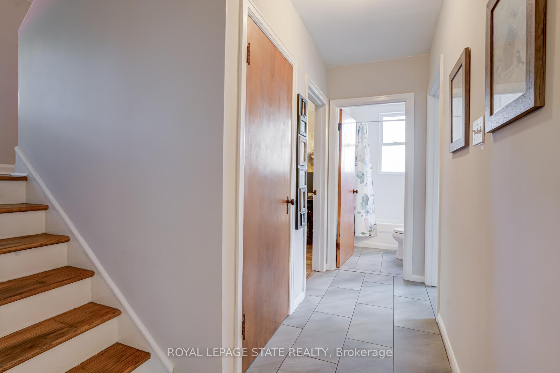 Photo 14 of 90 Arcade Crescent, Hamilton, Southam — HOMEH