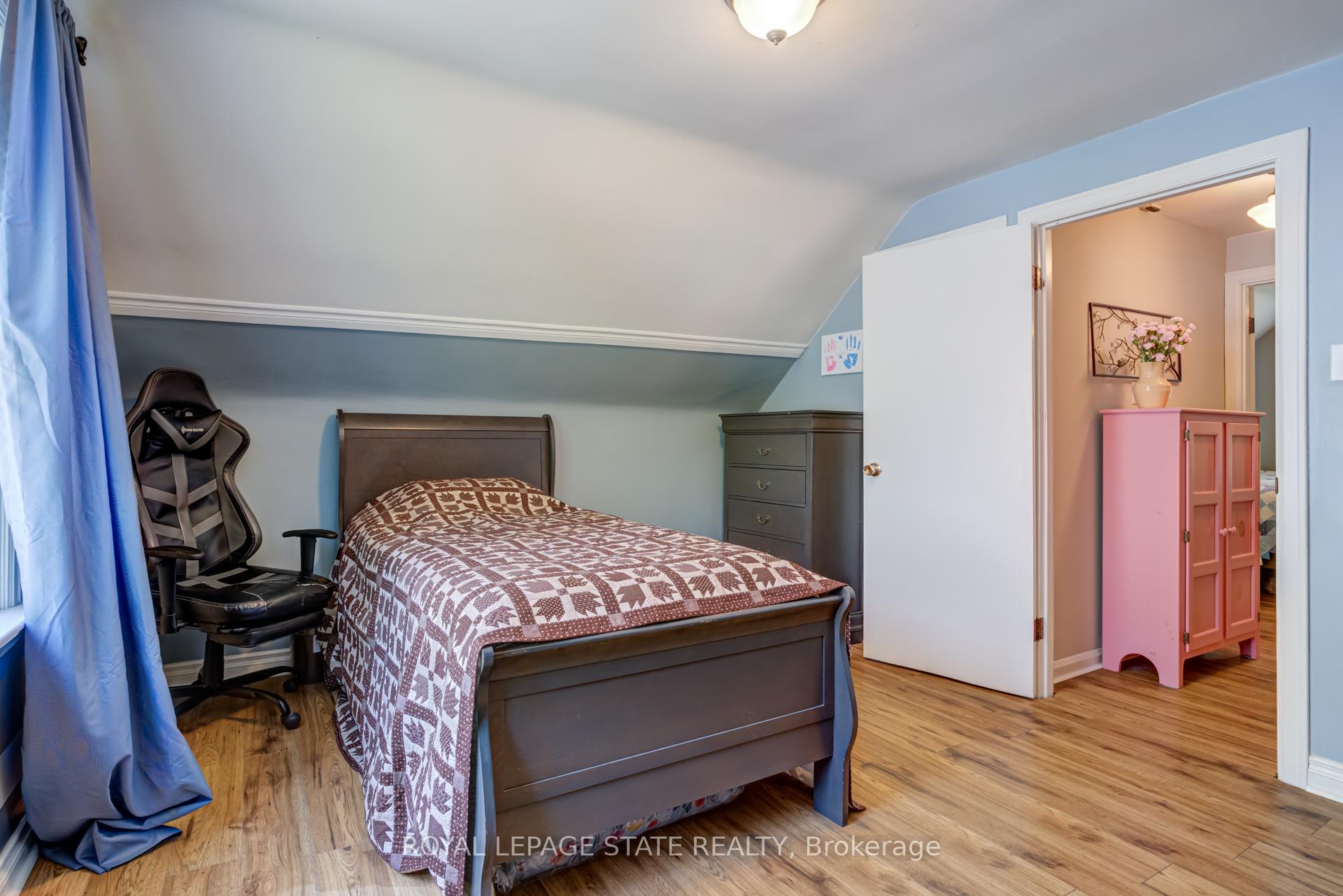 Photo 21 of 90 Arcade Crescent, Hamilton, Southam — HOMEH