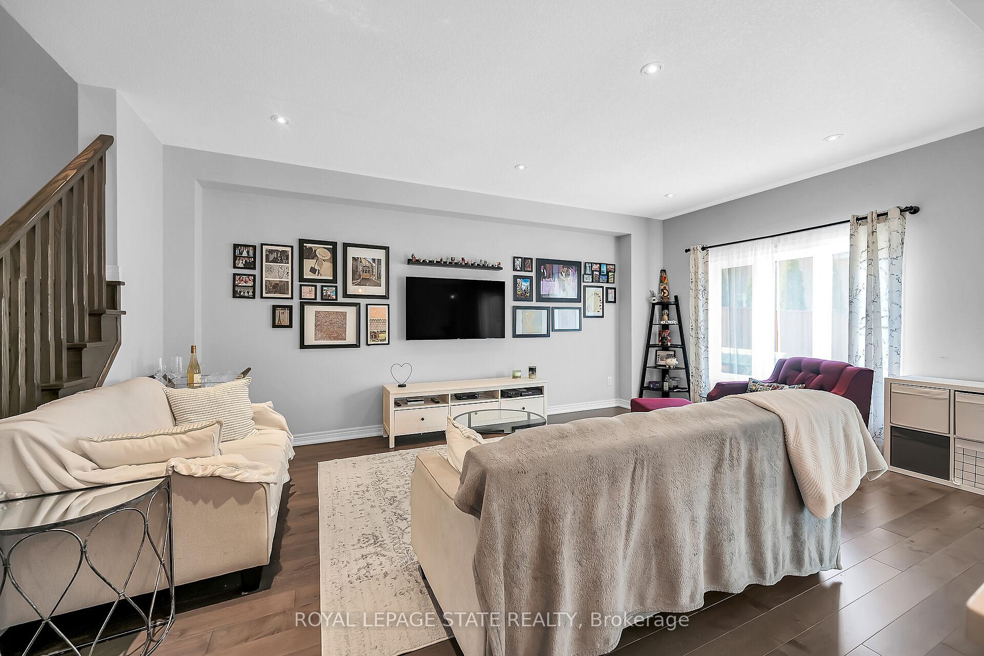 Photo 14 of Unit 4, 120 vineberg Drive, Hamilton, Allison — HOMEH