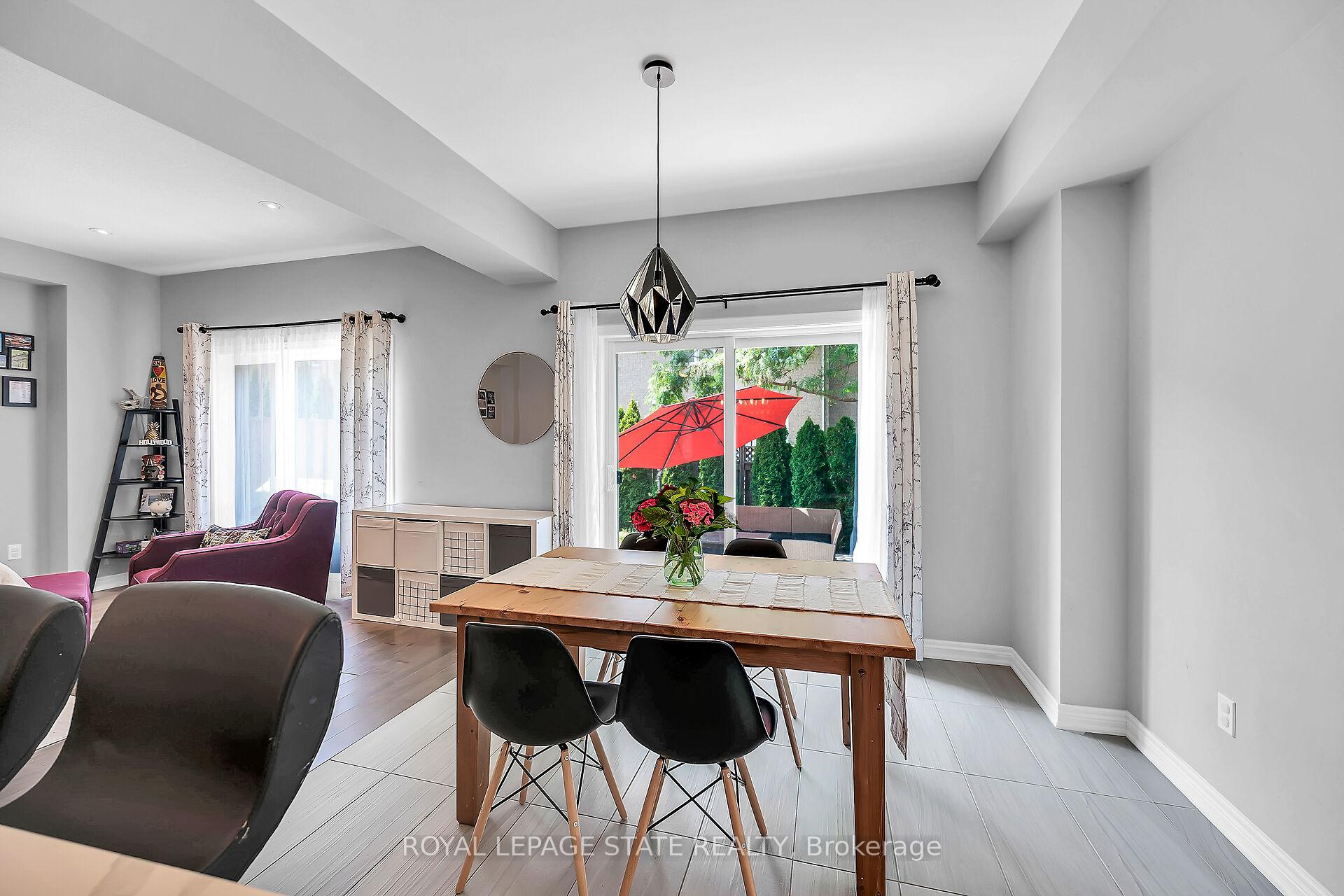 Photo 12 of Unit 4, 120 vineberg Drive, Hamilton, Allison — HOMEH