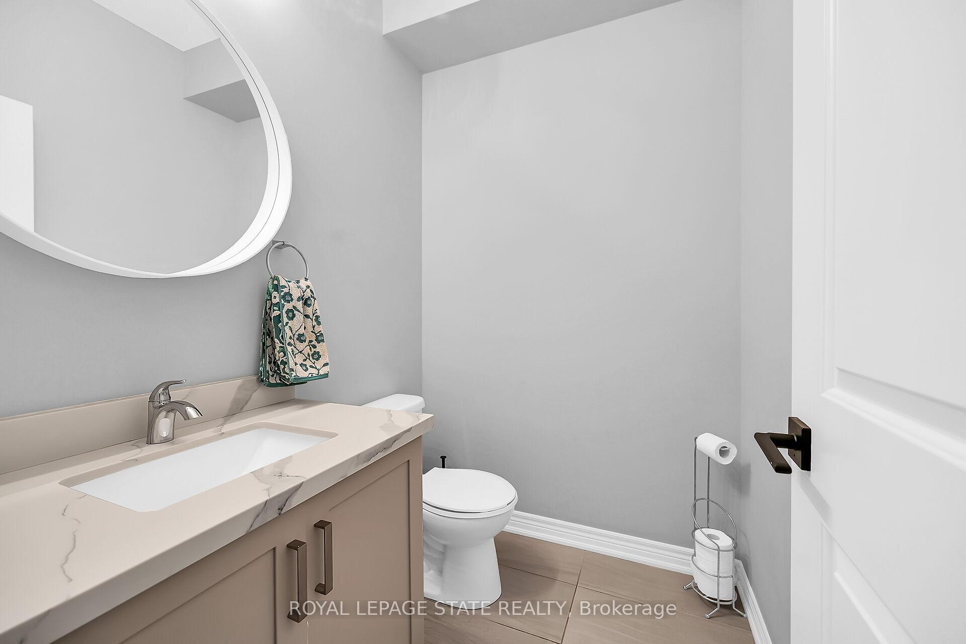 Photo 6 of Unit 4, 120 vineberg Drive, Hamilton, Allison — HOMEH