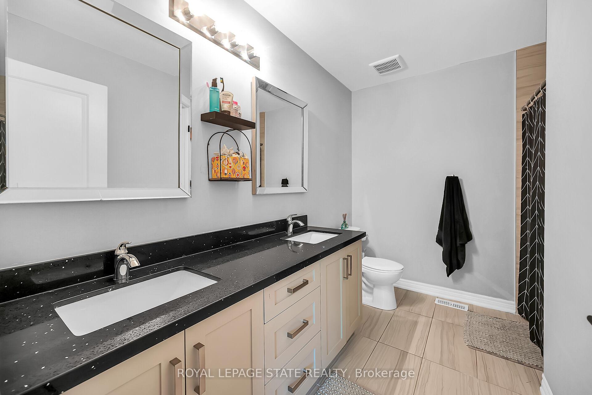 Photo 18 of Unit 4, 120 vineberg Drive, Hamilton, Allison — HOMEH