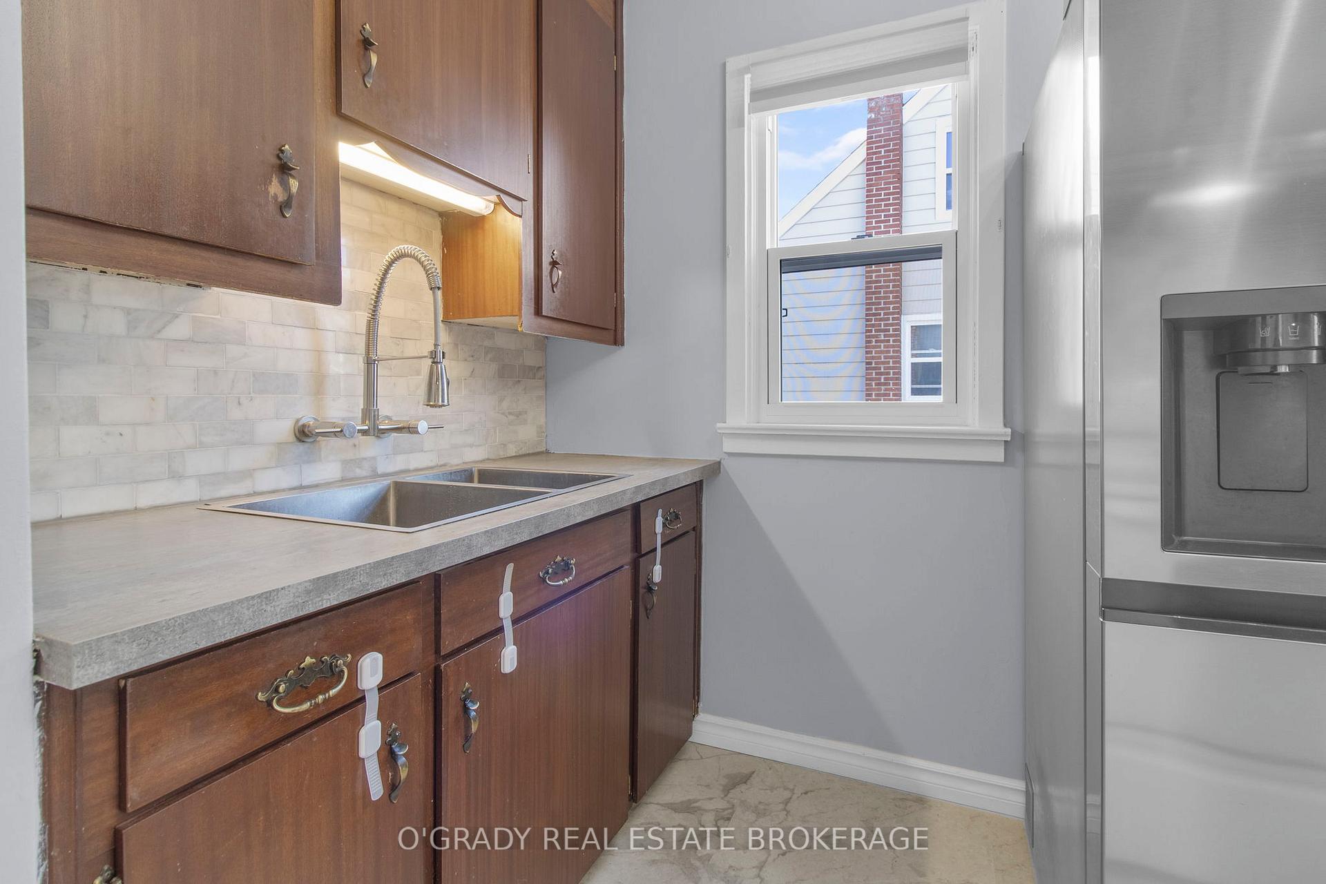 Photo 3 of 573 Edward Street, Prescott — HOMEH