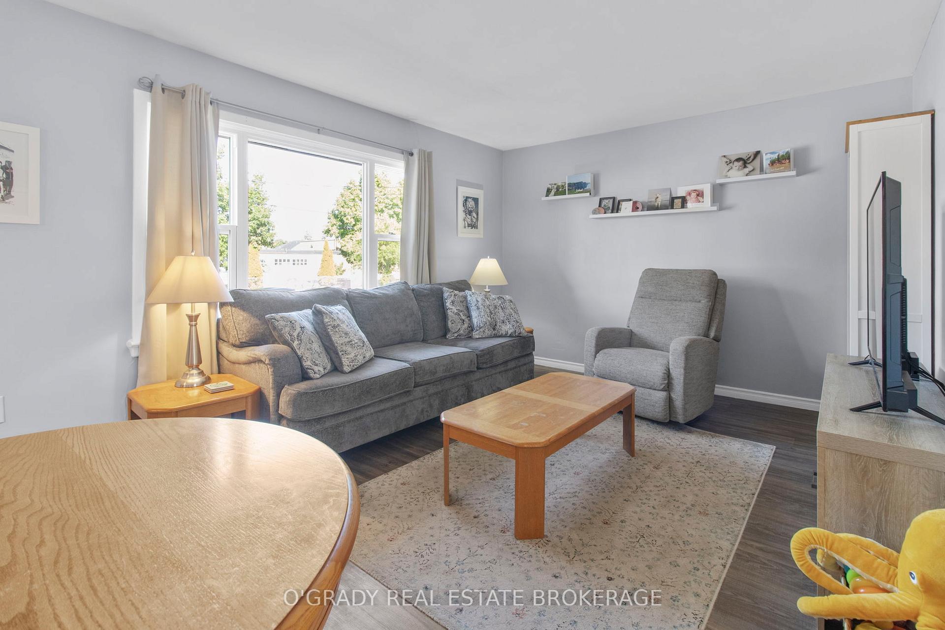 Photo 13 of 573 Edward Street, Prescott — HOMEH