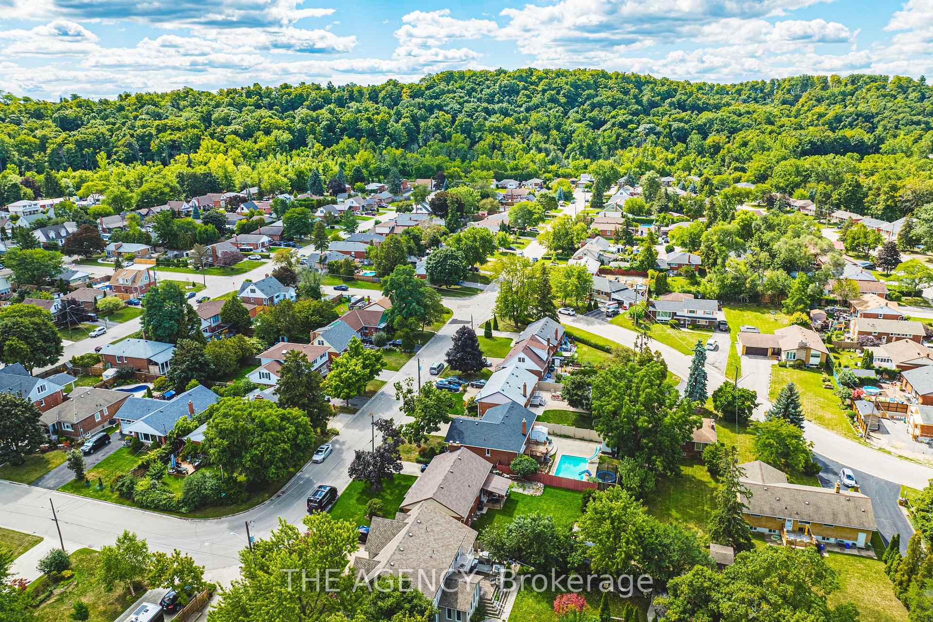 Photo 30 of 40 Wyngate Avenue, Hamilton, Stoney Creek — HOMEH
