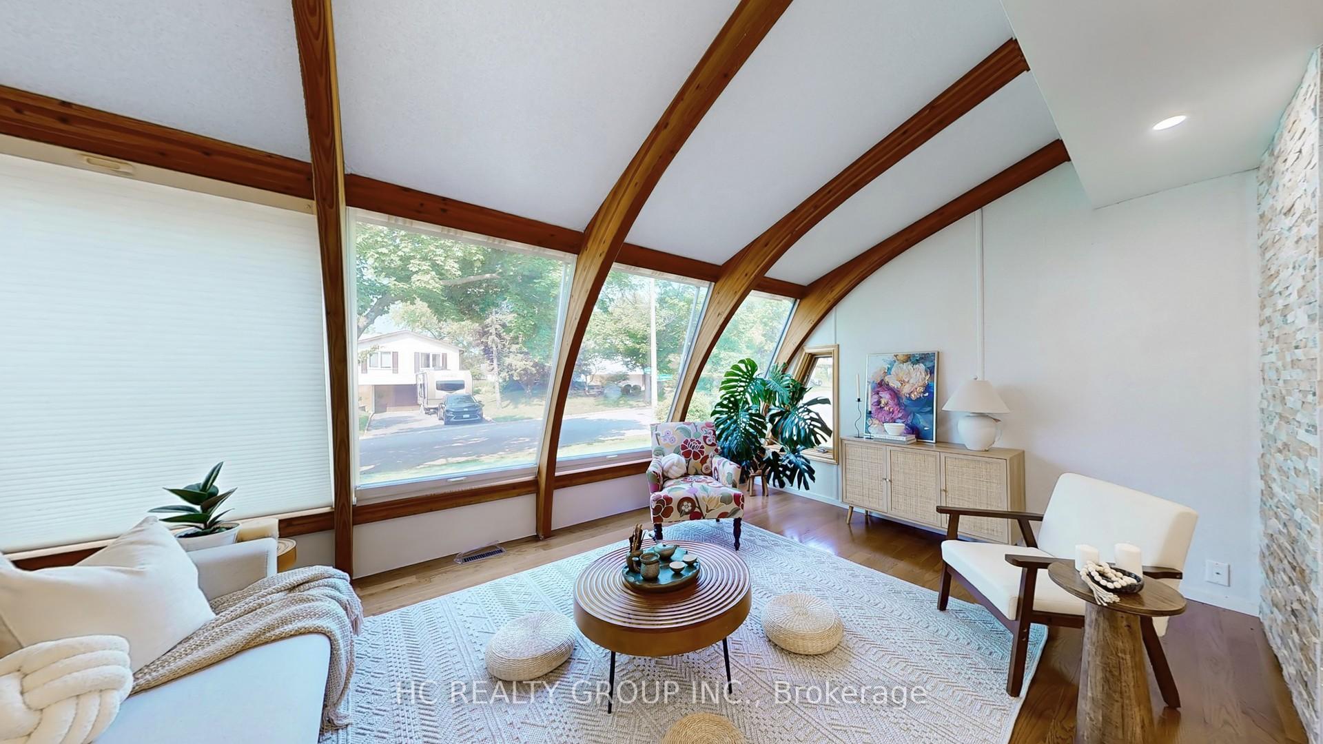 Photo 19 of 21 Sir Constantine Drive, Markham, Markham Village — HOMEH