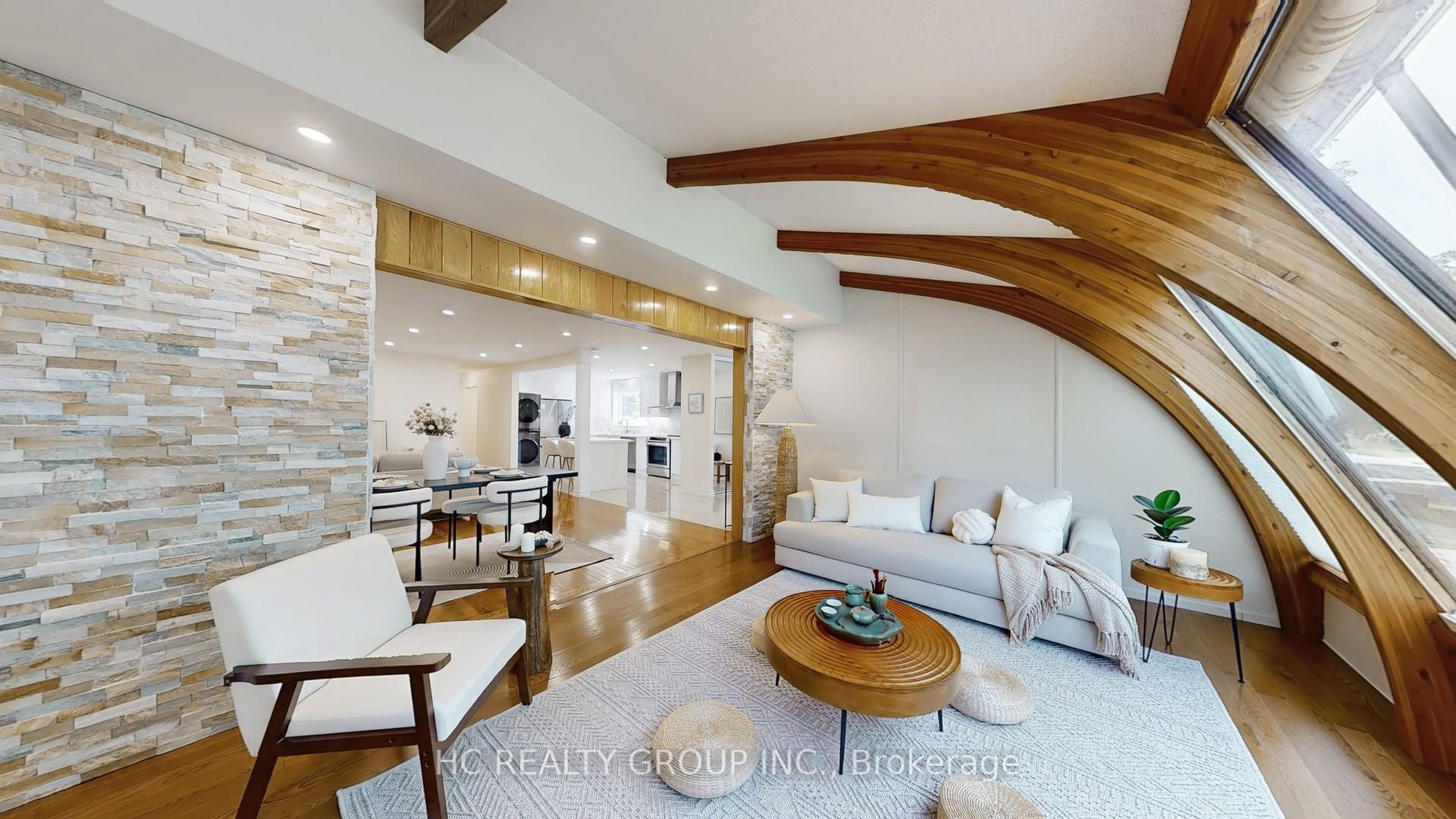 Photo 11 of 21 Sir Constantine Drive, Markham, Markham Village — HOMEH