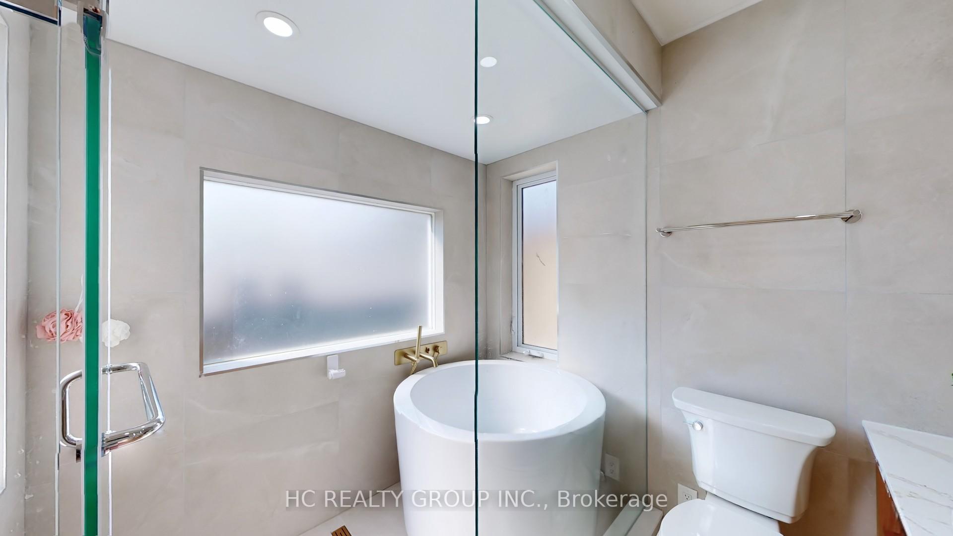Photo 37 of 21 Sir Constantine Drive, Markham, Markham Village — HOMEH