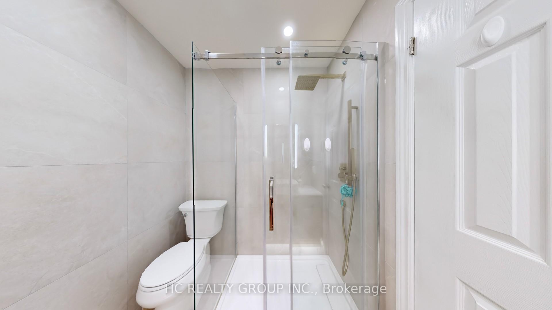 Photo 45 of 21 Sir Constantine Drive, Markham, Markham Village — HOMEH