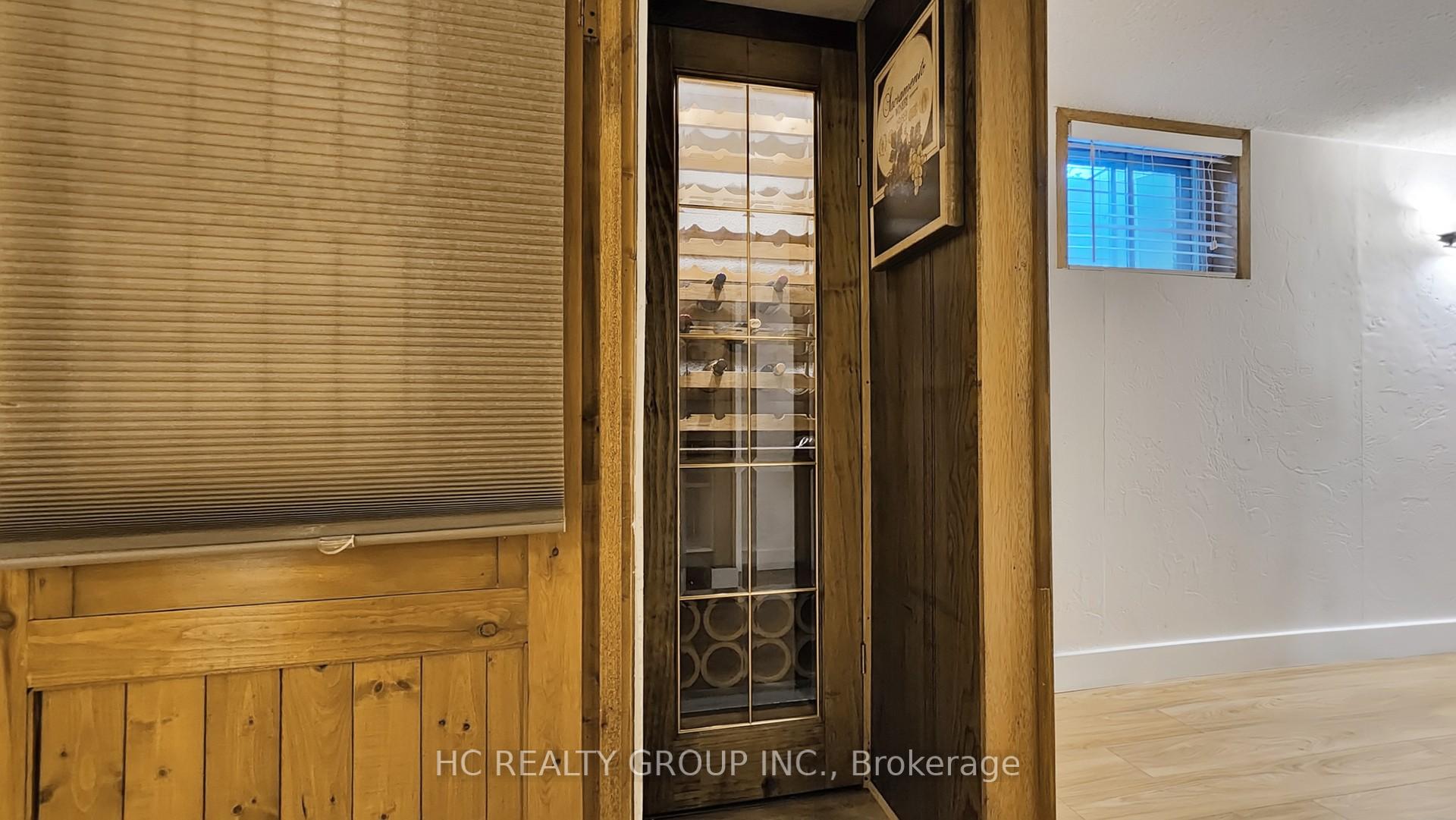 Photo 17 of 21 Sir Constantine Drive, Markham, Markham Village — HOMEH