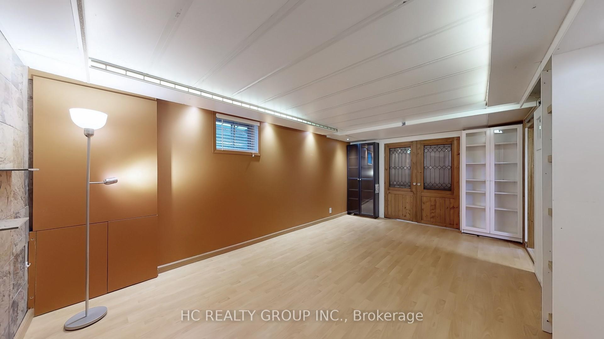 Photo 20 of 21 Sir Constantine Drive, Markham, Markham Village — HOMEH