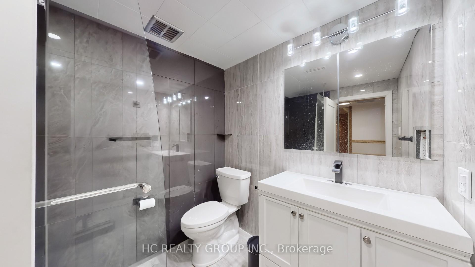 Photo 25 of 21 Sir Constantine Drive, Markham, Markham Village — HOMEH