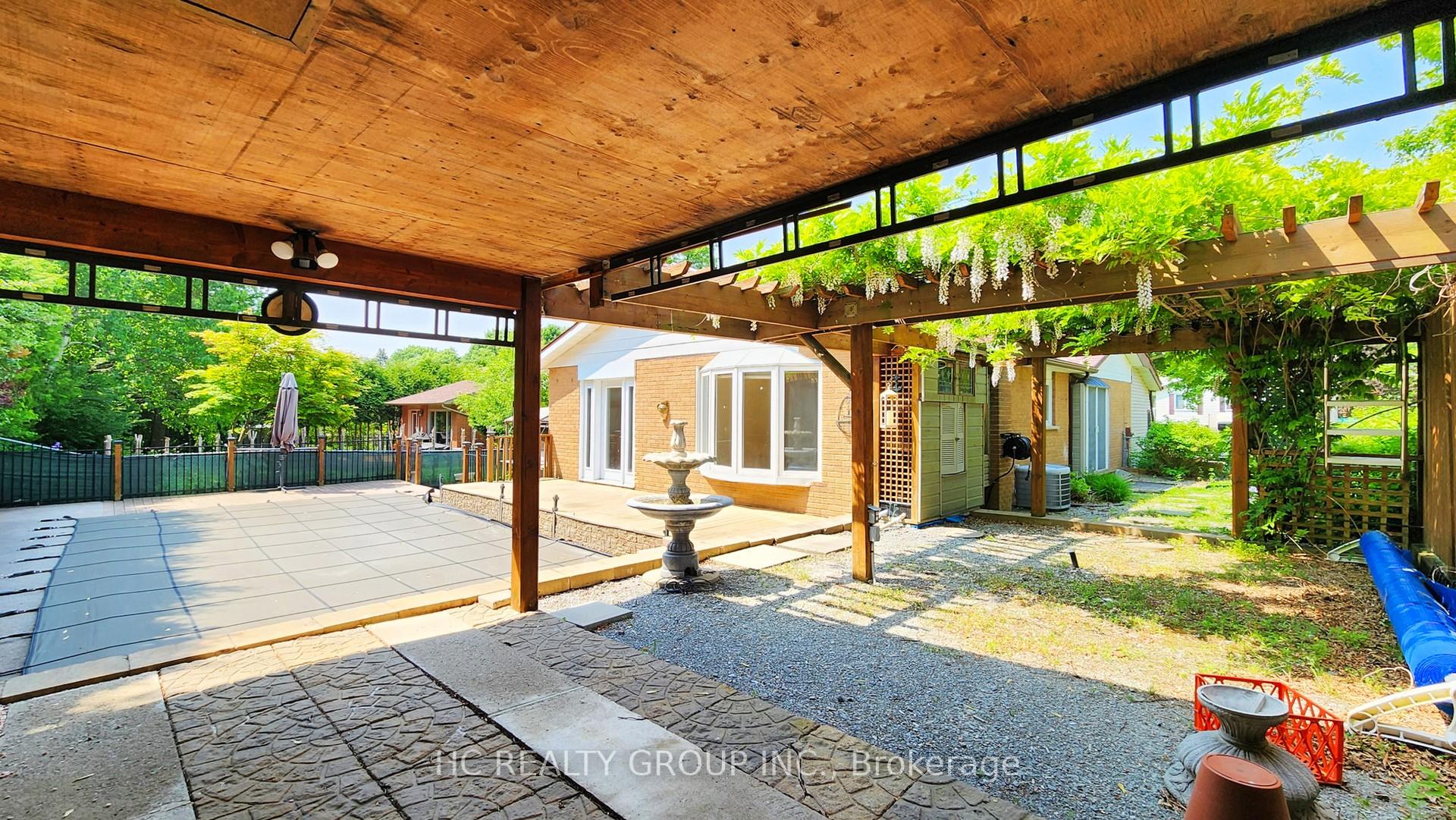 Photo 29 of 21 Sir Constantine Drive, Markham, Markham Village — HOMEH