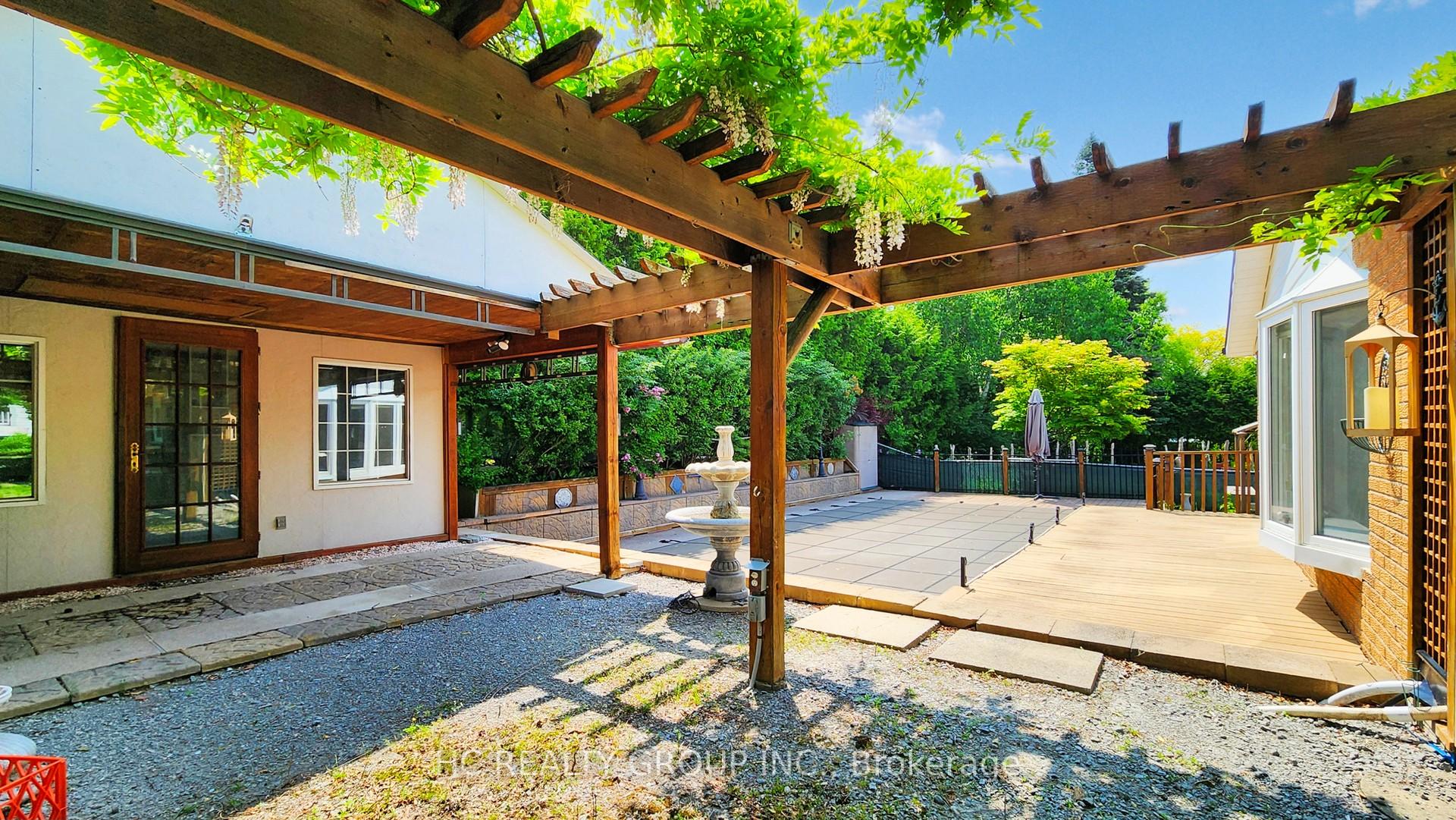 Photo 48 of 21 Sir Constantine Drive, Markham, Markham Village — HOMEH