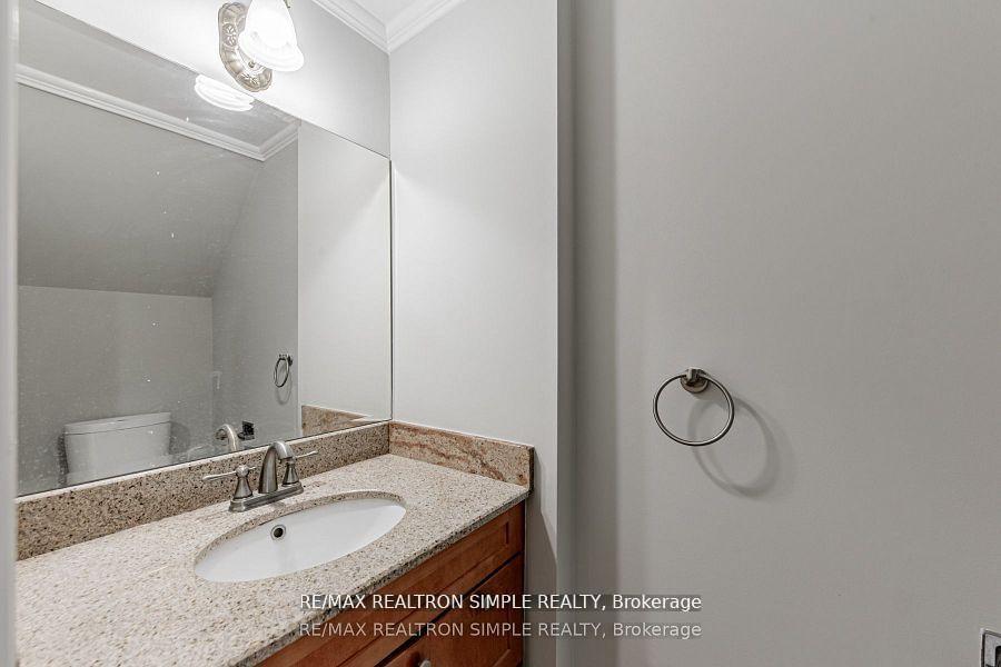 Photo 17 of 197 Tamarack Drive, Markham, Aileen-Willowbrook — HOMEH