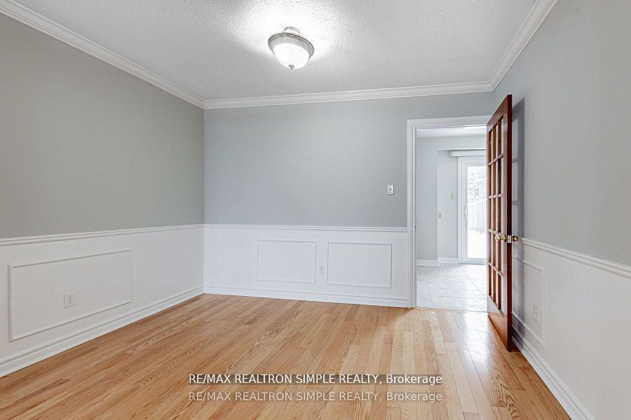 Photo 9 of 197 Tamarack Drive, Markham, Aileen-Willowbrook — HOMEH