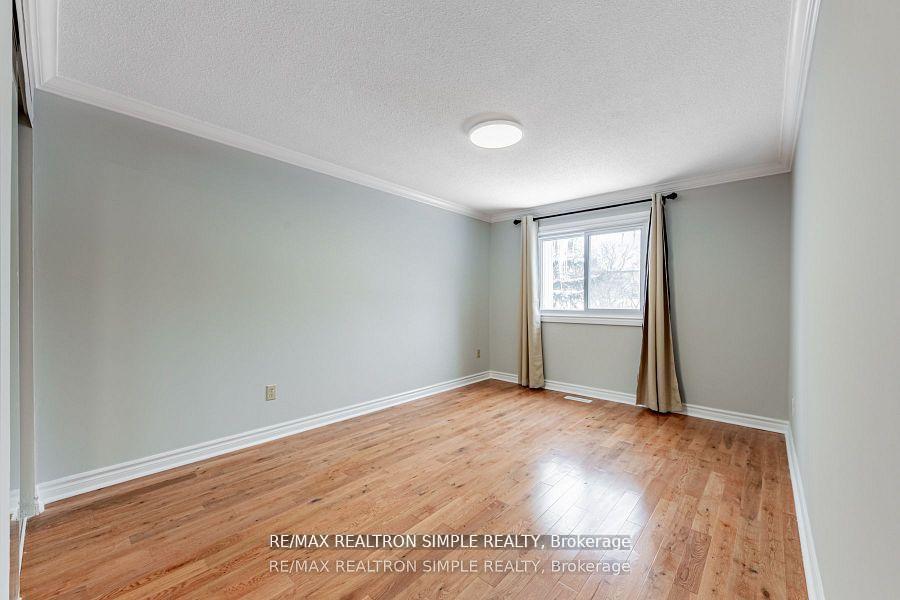 Photo 19 of 197 Tamarack Drive, Markham, Aileen-Willowbrook — HOMEH