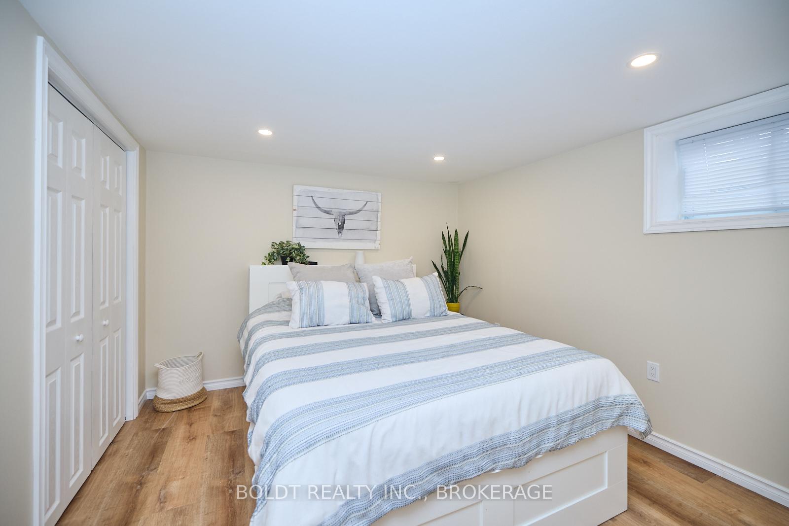 Photo 21 of 79 Devon Road, St. Catharines, Vine/Linwell — HOMEH
