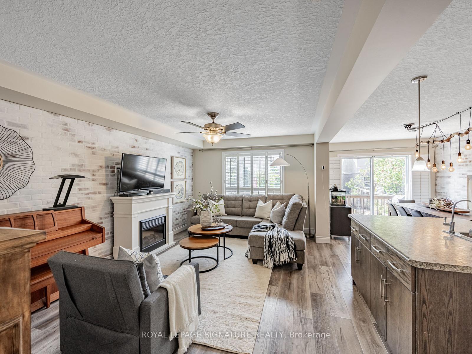 Photo 4 of 84 Amsterdam Crescent, Guelph, Pineridge/Westminster Woods — HOMEH