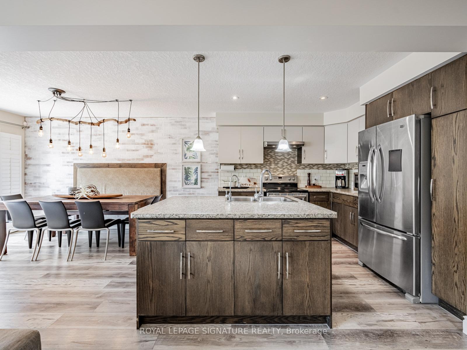 Photo 6 of 84 Amsterdam Crescent, Guelph, Pineridge/Westminster Woods — HOMEH