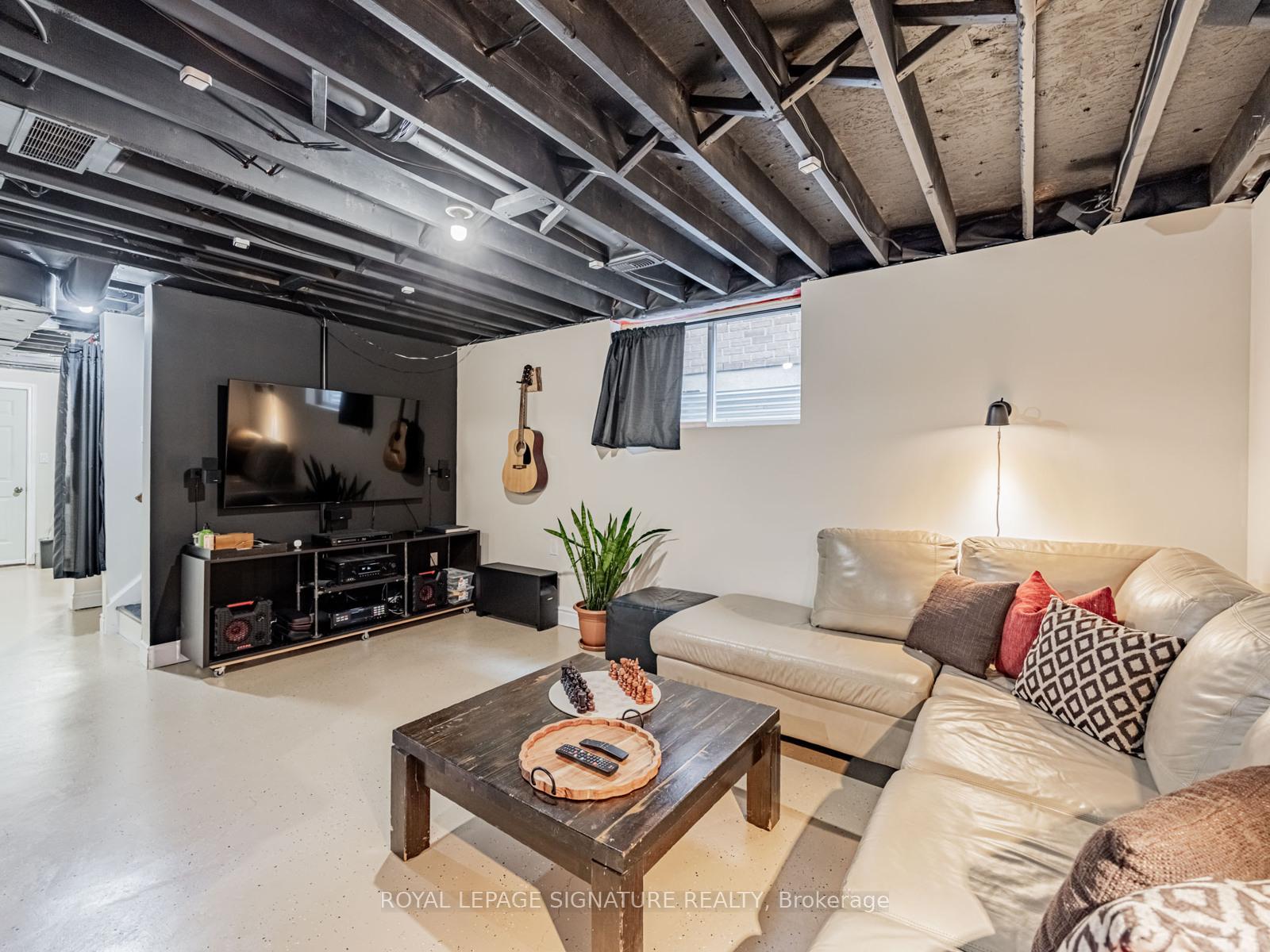 Photo 26 of 84 Amsterdam Crescent, Guelph, Pineridge/Westminster Woods — HOMEH