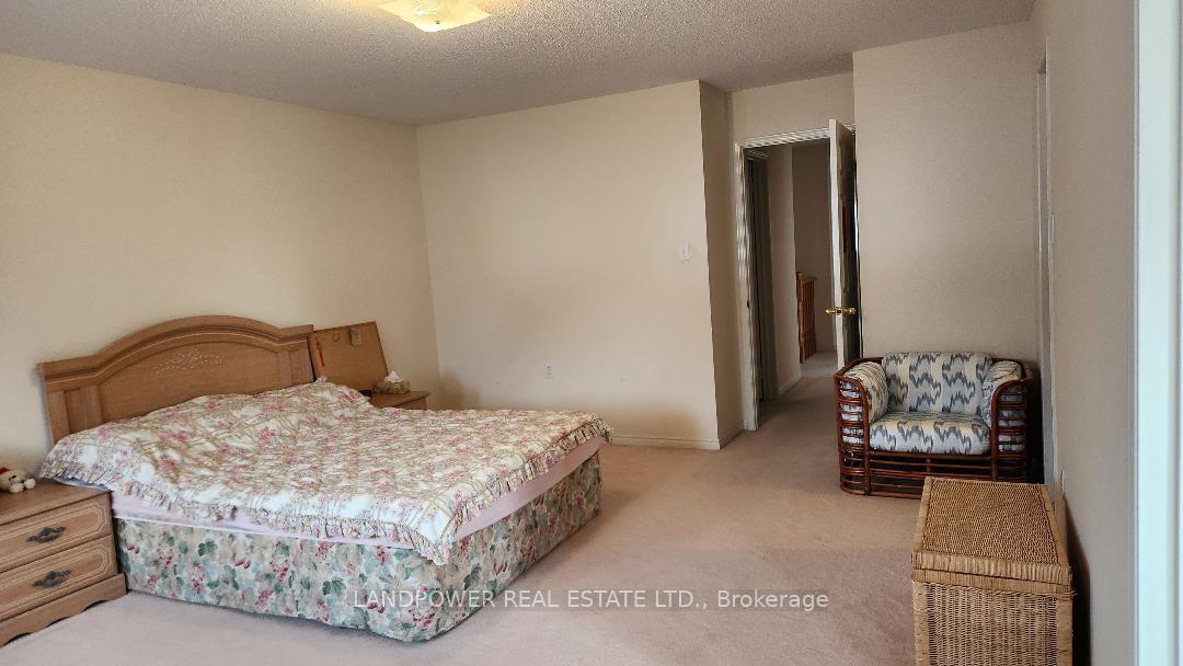 Photo 16 of 85 Sophia Road, Markham, Middlefield — HOMEH