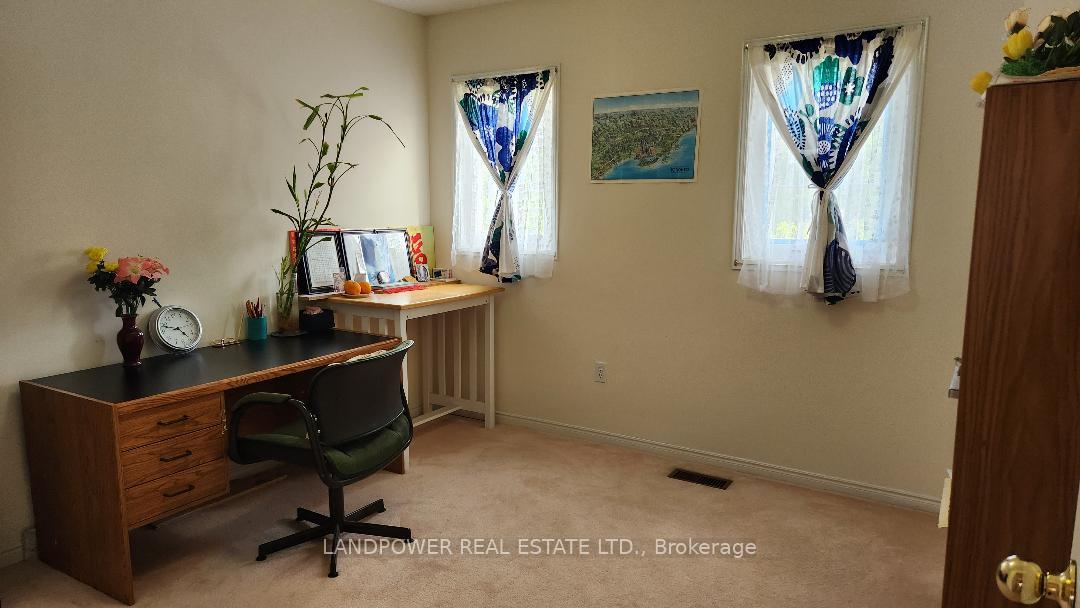 Photo 25 of 85 Sophia Road, Markham, Middlefield — HOMEH