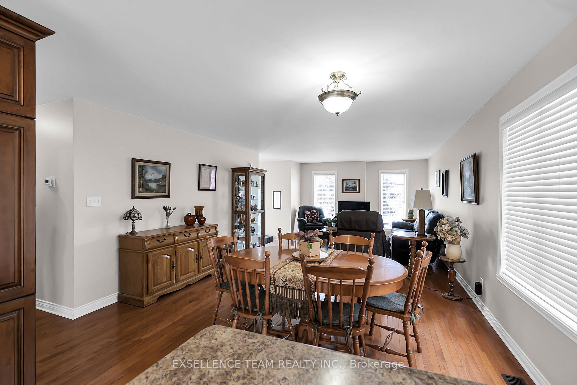 Photo 13 of 1294 Daprat Avenue, Cornwall — HOMEH