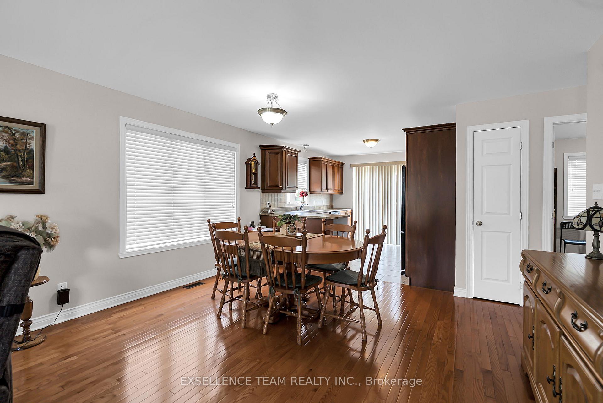 Photo 11 of 1294 Daprat Avenue, Cornwall — HOMEH
