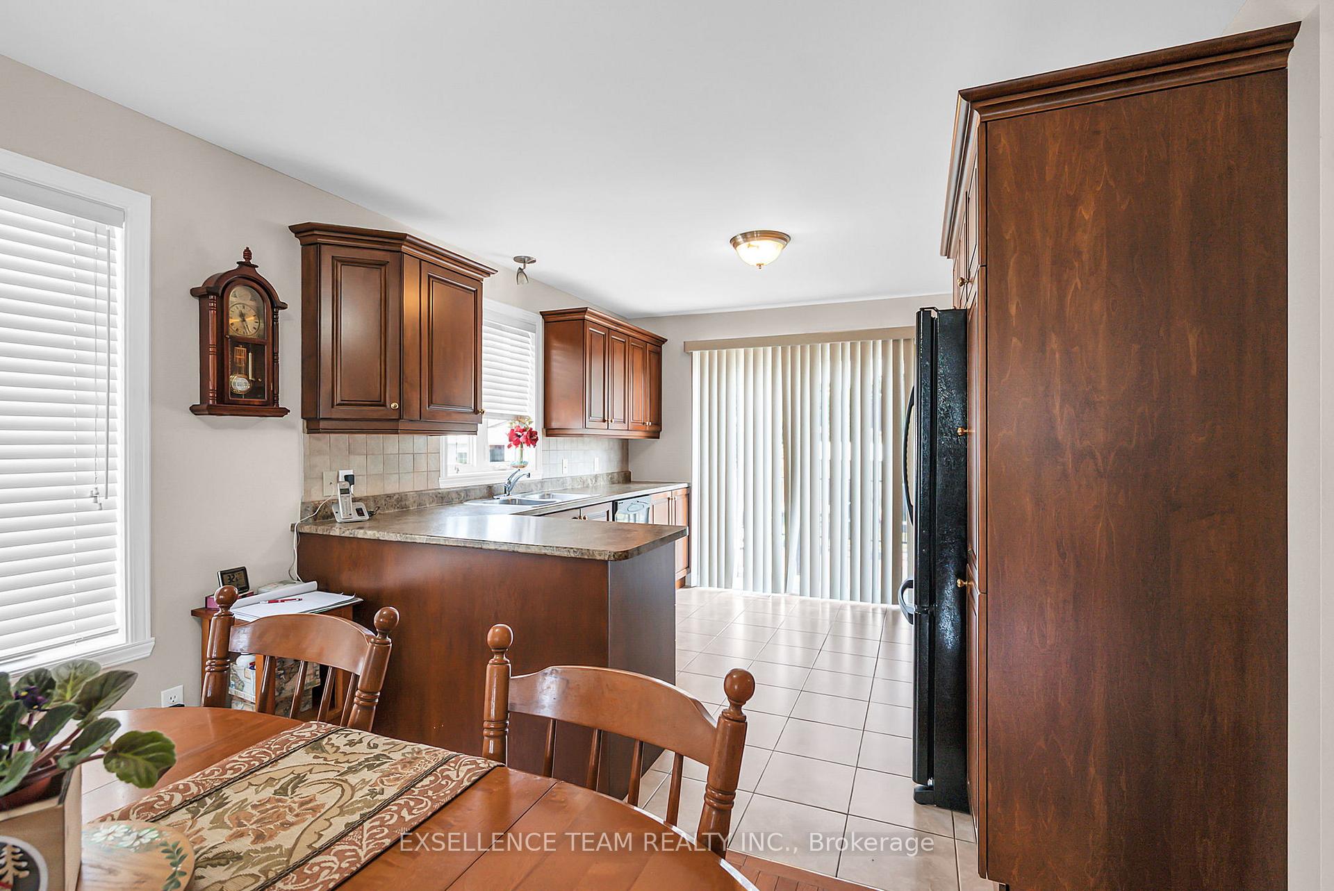 Photo 10 of 1294 Daprat Avenue, Cornwall — HOMEH