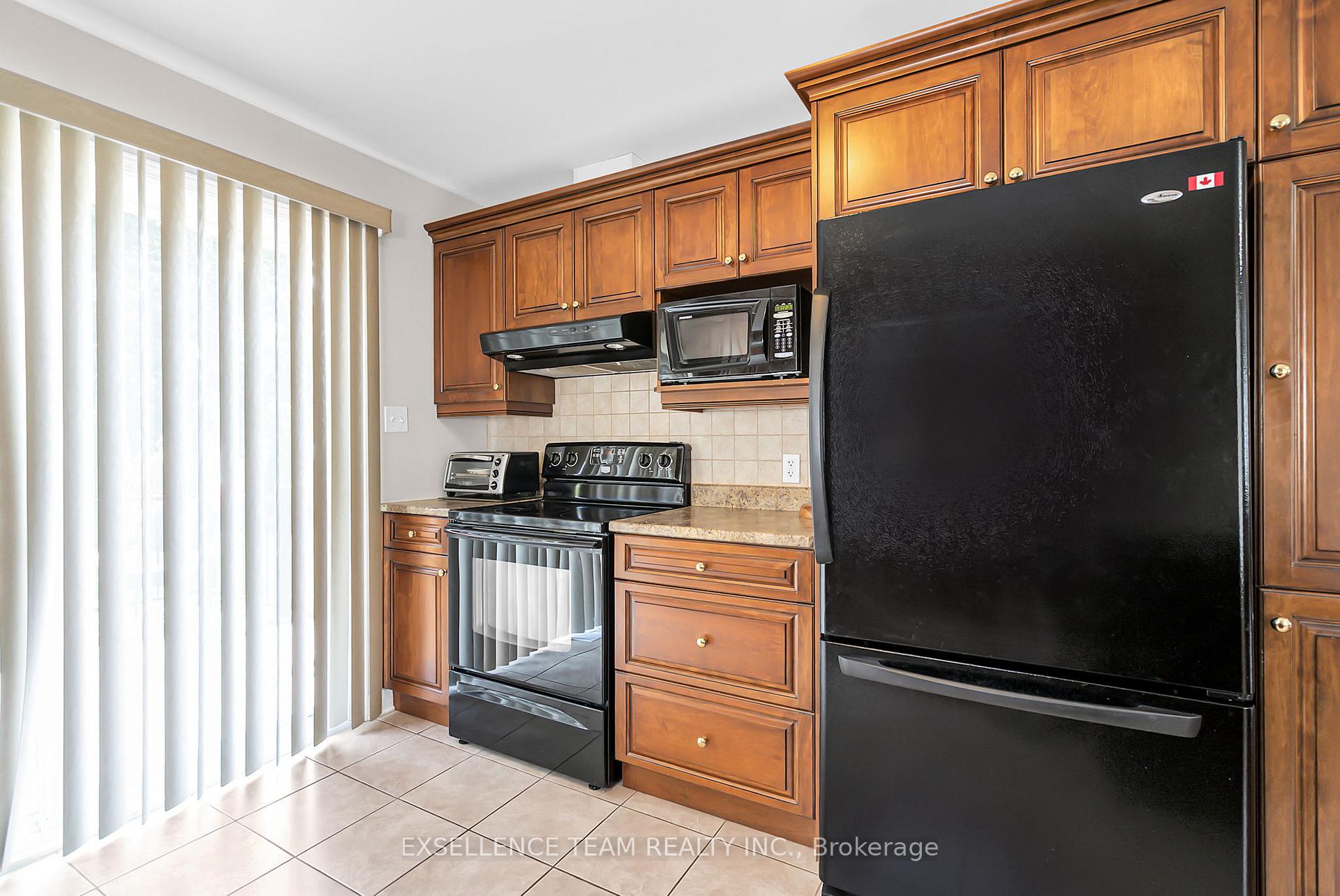 Photo 21 of 1294 Daprat Avenue, Cornwall — HOMEH