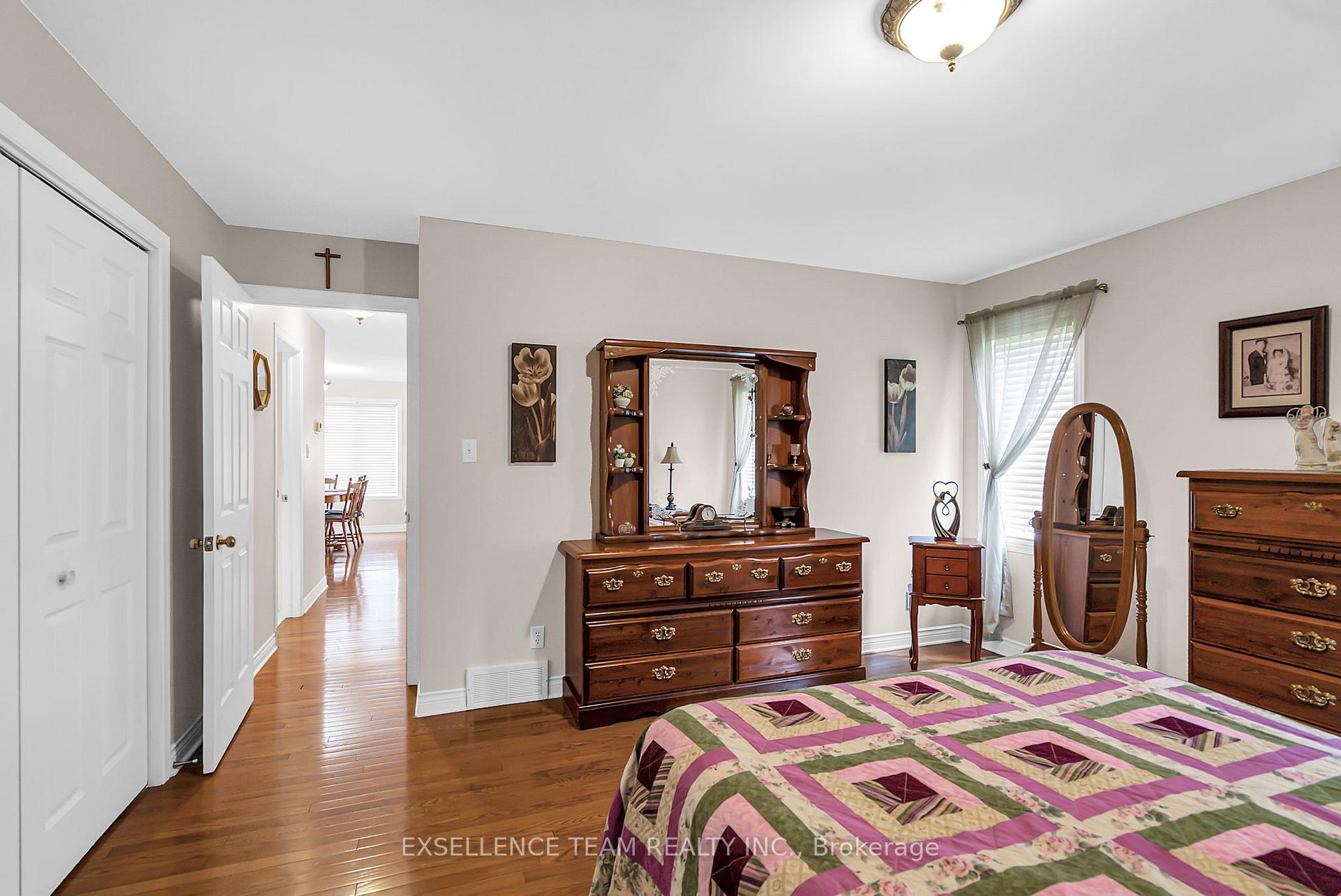 Photo 14 of 1294 Daprat Avenue, Cornwall — HOMEH