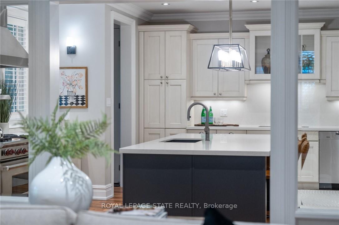 Photo 8 of 84 Jerseyville Road, Hamilton, Ancaster — HOMEH