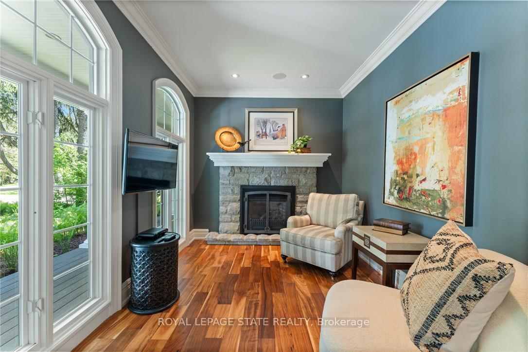 Photo 4 of 84 Jerseyville Road, Hamilton, Ancaster — HOMEH