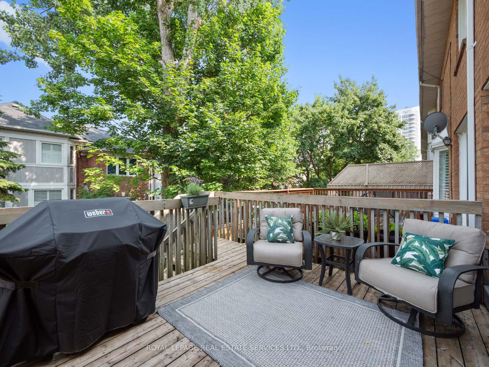 Photo 28 of 58 Brownstone Circle, Vaughan, Crestwood-Springfarm-Yorkhill — HOMEH