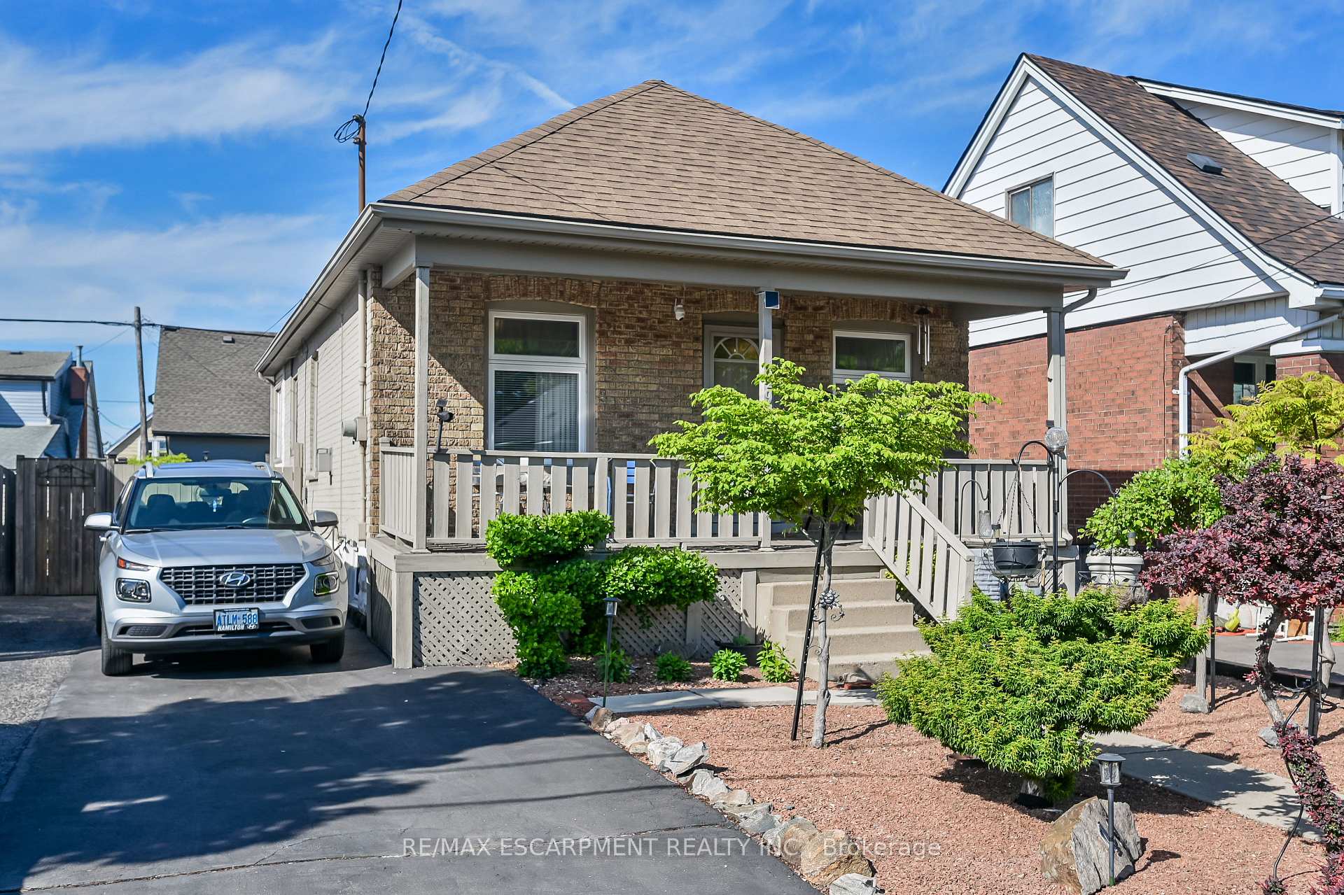 Photo 7 of 49 Craigmiller Avenue, Hamilton, Crown Point — HOMEH