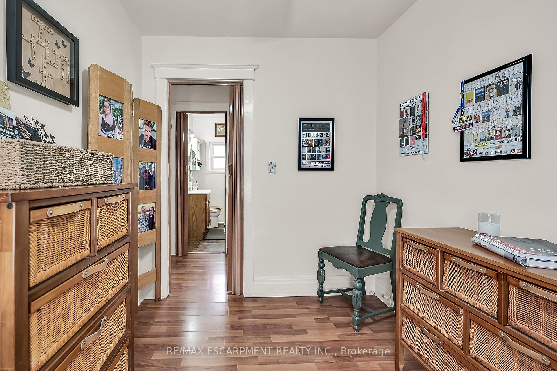 Photo 14 of 49 Craigmiller Avenue, Hamilton, Crown Point — HOMEH