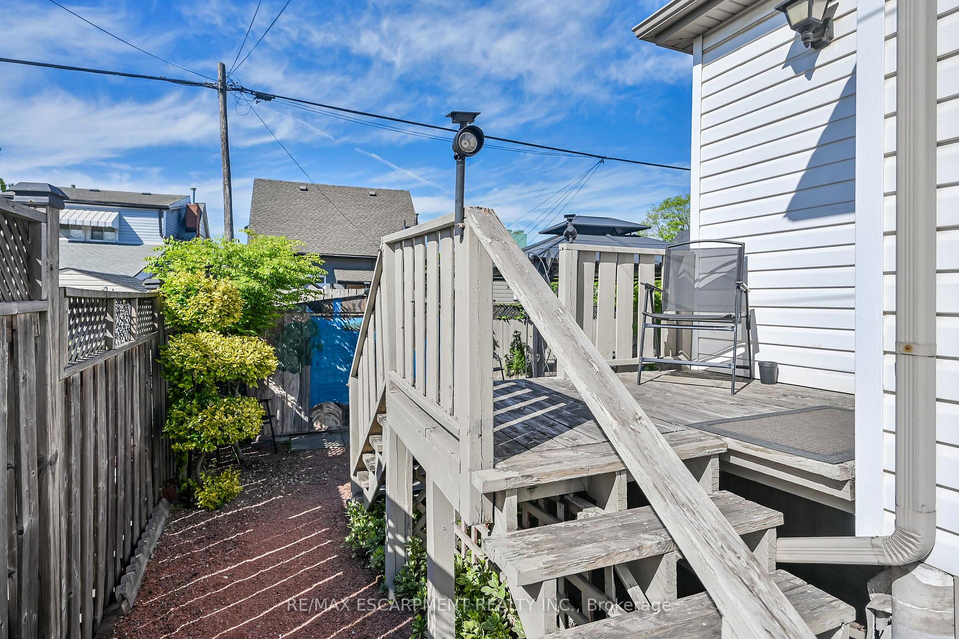 Photo 35 of 49 Craigmiller Avenue, Hamilton, Crown Point — HOMEH