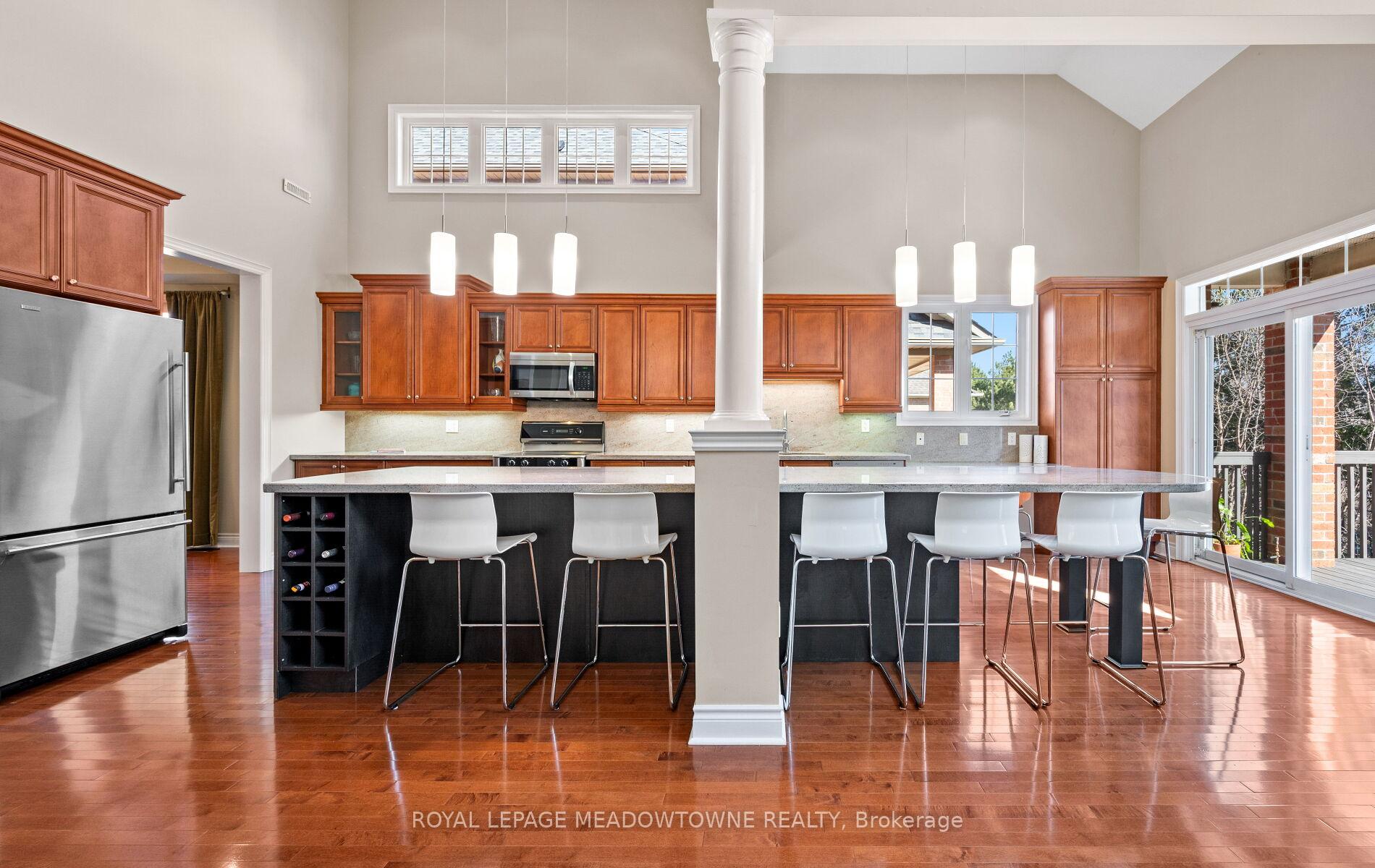 Photo 13 of 47 Nova Scotia Road, Brampton, Bram West — HOMEH