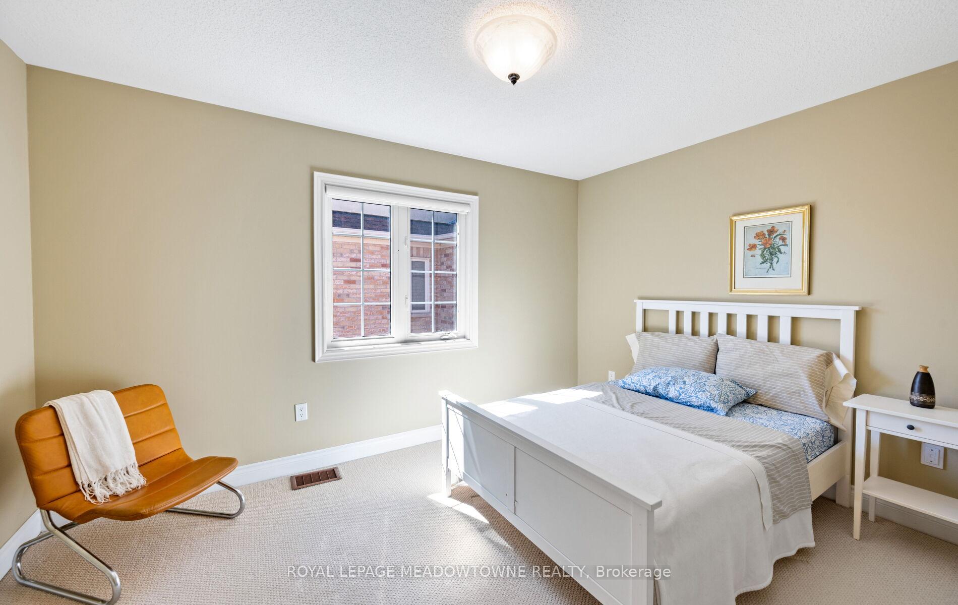 Photo 33 of 47 Nova Scotia Road, Brampton, Bram West — HOMEH