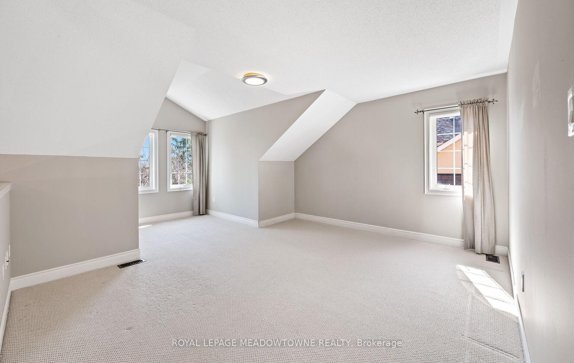Photo 36 of 47 Nova Scotia Road, Brampton, Bram West — HOMEH