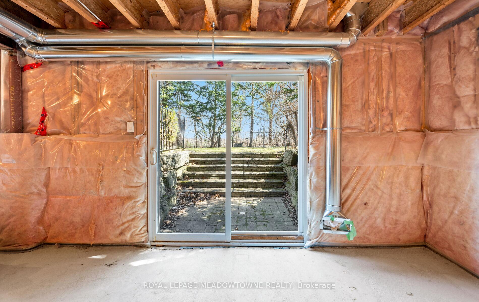 Photo 38 of 47 Nova Scotia Road, Brampton, Bram West — HOMEH