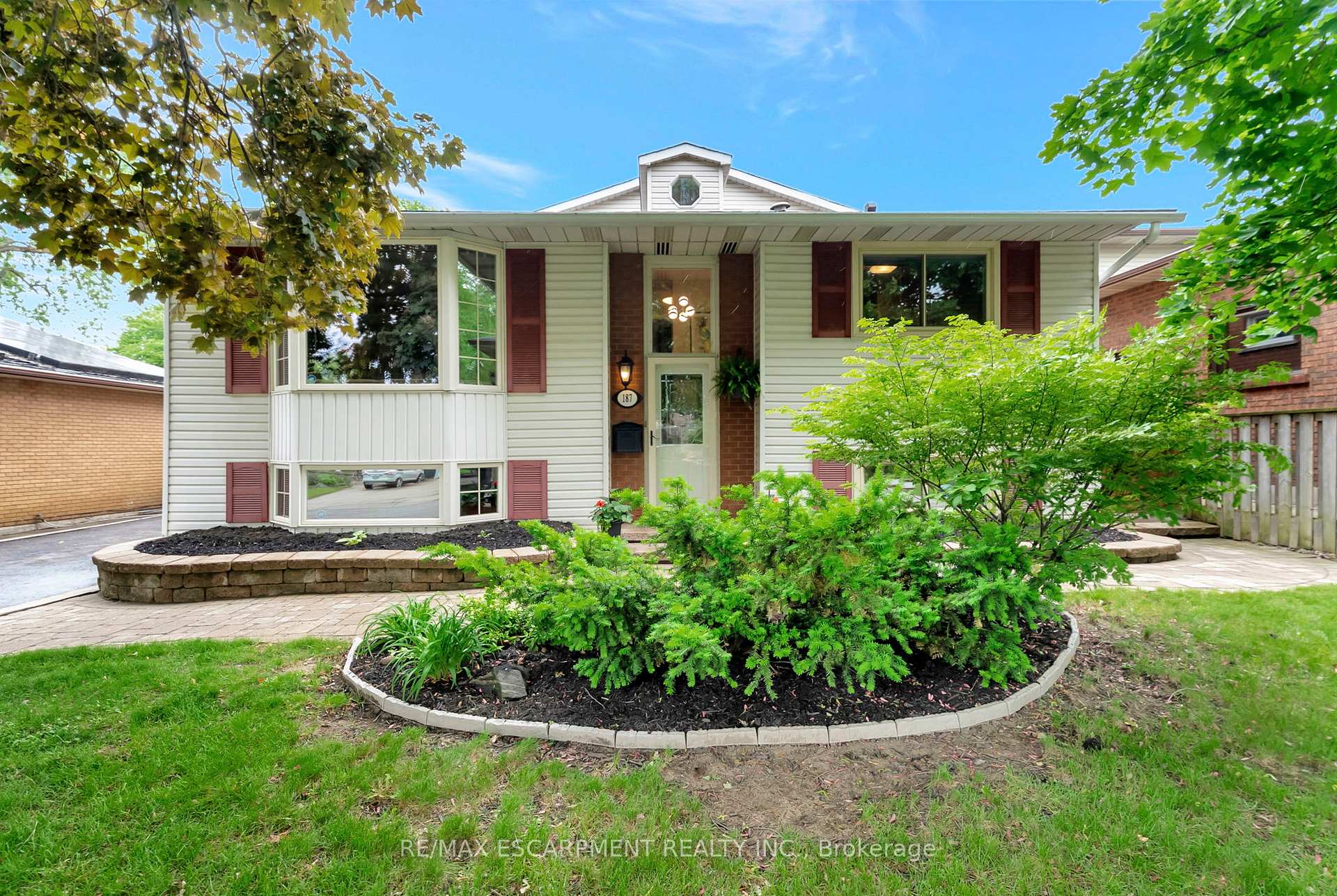 Photo 1 of 187 Darlington Drive, Hamilton, Gilbert — HOMEH