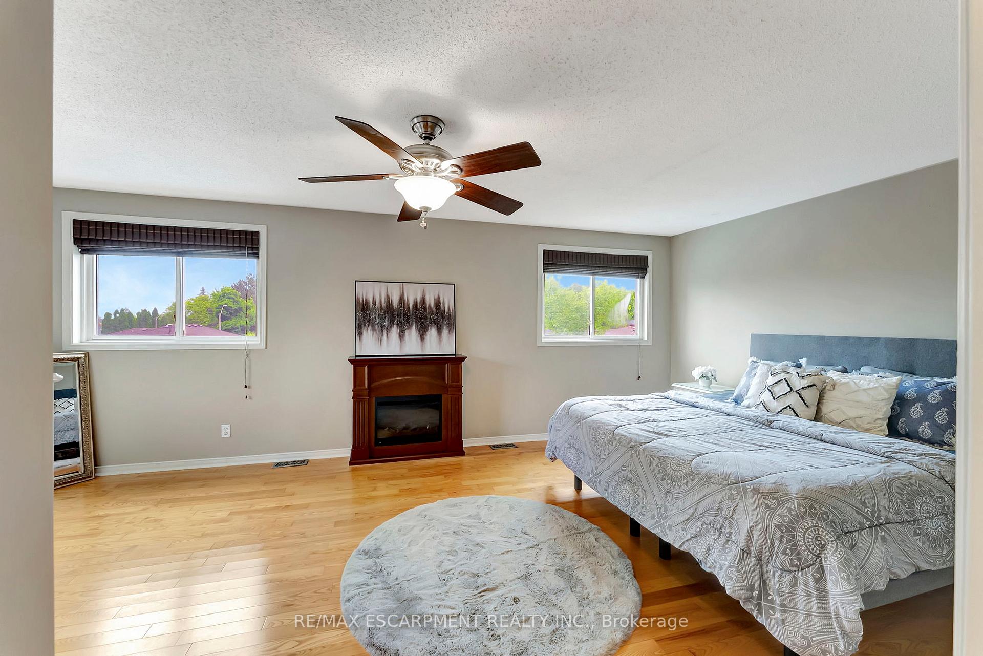 Photo 27 of 187 Darlington Drive, Hamilton, Gilbert — HOMEH